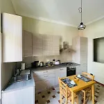 Vacama House